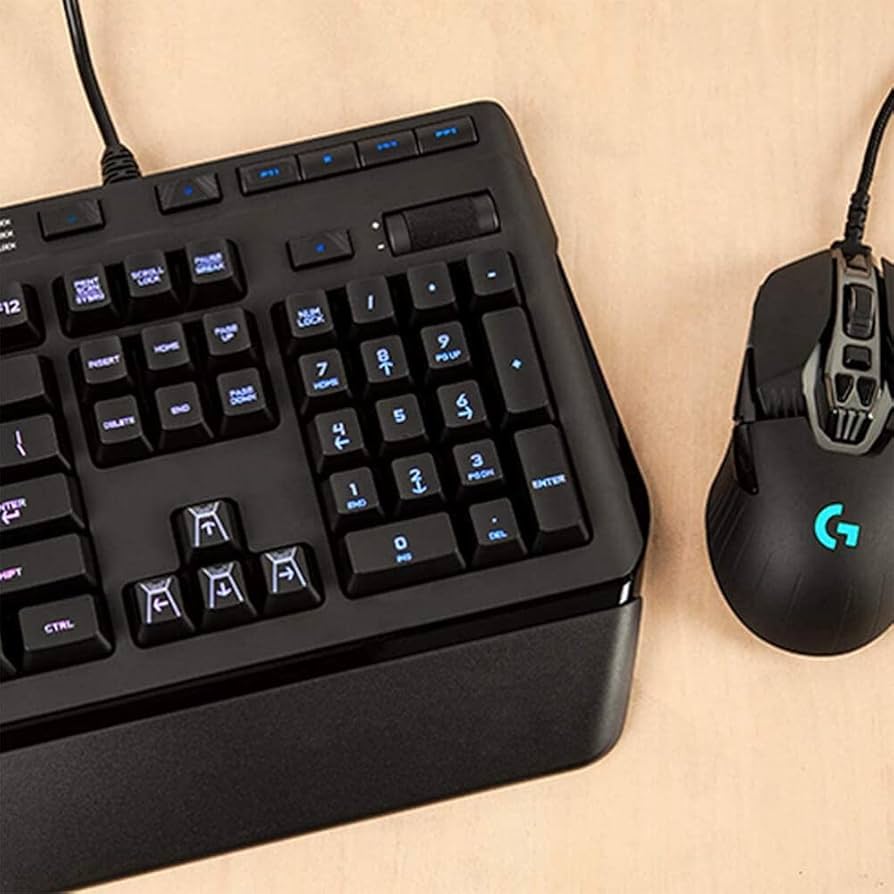 Logitech G910 メカニカルキーボード